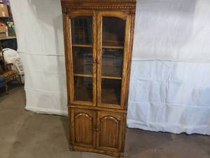 Nice Lighted China Cabinet or Hutch