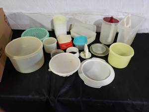 Tupperware and Other Plastic Kitchen Items