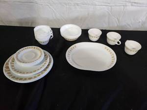 Corelle Dish Set