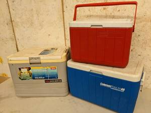 lot 10 image: 3 Awesome Coolers- Igloo Playmate 36,Coleman PolyLite 48,Coleman 52