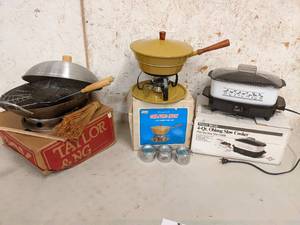 lot 20 image: 3 Vintage Kitchen AppliancesNever Used STILL IN BOXES etro Chafing Dish with Sterno, Taylor & NG Wok Set, Westbend Slow Cooker