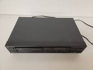 lot 03 image: Vintage Sony Stereo CD Player CDP-390 With Remote