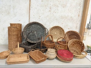 lot 43 image: Beautiful Collection of 27 Assorted Baskets