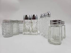 lot 101 image: 10 Beautiful Vintage Crystal Salt and Pepper Shakers