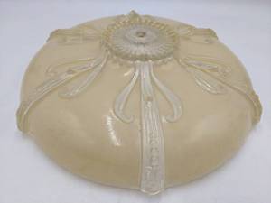 lot 132 image: Beautiful Vintage Art Deco Crystal Ceiling Light Shade Cover 14 x 4