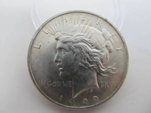 1922 Liberty Peace Dollar - Uncirculated