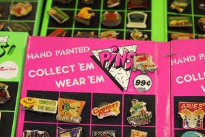 Vintage 1988 Novelty Pinback Retail Display Lot  650 Pins