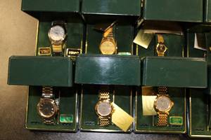 Vintage Deadstock Dufonte Watch Resale Lot  28 Watches