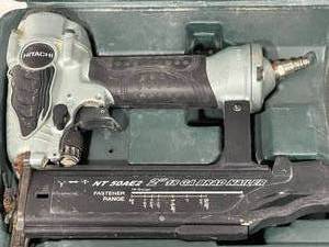 Hitachi Brad Nailer