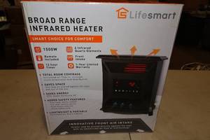 lot 69 image: Life Smart Broad Range Infrared Heater - 1500W