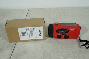 lot 84 image: New&nbspAVGO Solar Radio with Flashlight and Radio