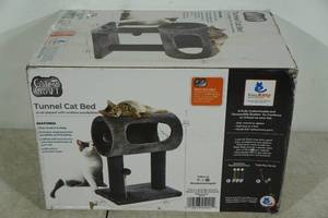lot 179 image: Cat Craft Tunnel Cat Bed