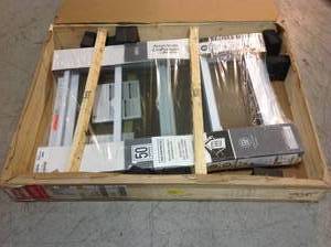 American Craftsman 31.375 in. x 35.25 in. 50 Series Single Hung White Vinyl Window with Nailing Flange Customer Returns See Pictures