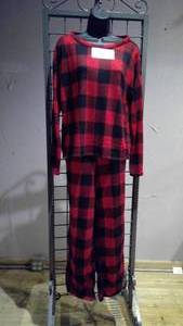 lot 30 image: Leisure Suit Shirt & Pants with Pockets Red Plaid 1-X