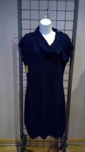 lot 107 image: Sweater dress navy blue size 1X