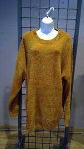 lot 94 image: Sweater mustard color 2X