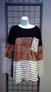 lot 140 image: Leopard striped long sleeve size XXLbrown