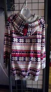 lot 196 image: Snowflake hoodie size small