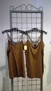 lot 204 image: 2- Tank tops size 1XL-2XL
