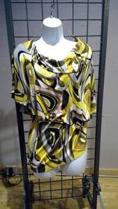 lot 247 image: Baby fat shirt size 2X