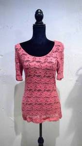 lot 249 image: T-shirt sheer size large