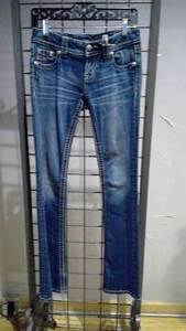 lot 268 image: Jeans skinny missy me size 25
