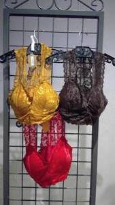 lot 286 image: 2 - Bralettes size mediu3