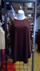 lot 131 image: Leopard sleeve brown XL