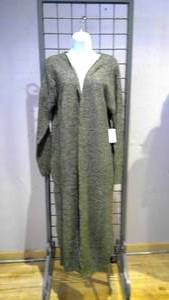 lot 149 image: Cardigan green size XL