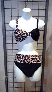 lot 426 image: Swimsuit 2-piece Leopard size M