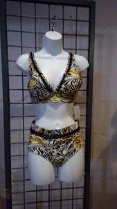 lot 441 image: Swimsuit 2-piece yellow size S