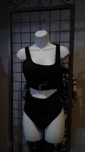 lot 447 image: Swimsuit 2-piece black size L