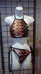 lot 452 image: Aztech halter top 2-piece size XL