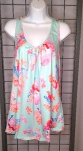 lot 344 image: Tank top Floral size XL