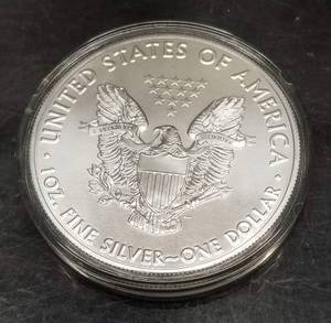 2021 type 1 AMERICAN SILVER EAGLE 1 TROY OZ .999 FINE SILVER IN AIRTITE