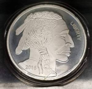 5 TROY OZ .999 FINE SILVER INDIAN BUFFALO ROUND SEALED