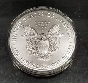 2021 type 1 AMERICAN SILVER EAGLE 1 TROY OZ .999 FINE SILVER IN AIRTITE