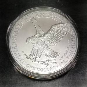 2022 AMERICAN SILVER EAGLE 1 TROY OZ .999 FINE SILVER IN AIRTITE