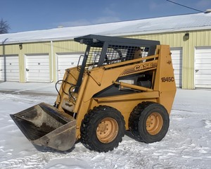 lot 104 image: Case 1845C Skid Loader with low hours