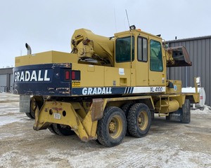 lot 102 image: 1994 Gradall Hydraulic Excavator