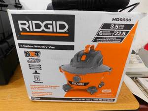 lot 2 image: RIDGID 6 Gal. 3.5-Peak HP NXT WetDry Shop Vacuum with Filter, Hose and Accessories