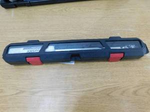 lot 88 image: Husky 20 ft. lbs. to 100 ft. lbs. 38 in. Drive Torque Wrench