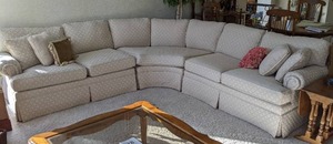 lot 30 image: Beautiful Ethan Allen White Sectional Couch