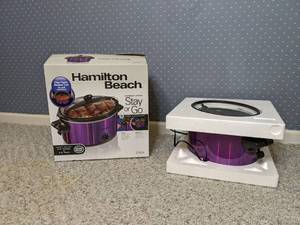 lot 115 image: Hamilton Beach 5Qt Stay or Go Slow Cooker - New In Box