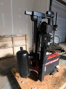 John Bean EHP System IV Automotive Tire Changing Unit