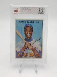 Ernie Banks 1967 Topps #215 BVG 7.5 Near-Mint Plus