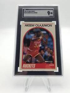 Akeem Olajuwon 1989 Hoops #180 SGC 9