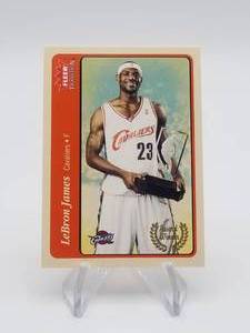 Lebron James 2004 Fleer #210 2nd Year