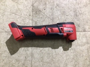 Milwaukee M18 18-Volt Lithium-Ion Cordless Oscillating Multi-Tool (Tool-Only)