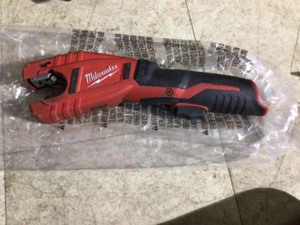 Milwaukee M12 12-Volt Lithium-Ion Cordless Copper Tubing Cutter (Tool-Only)